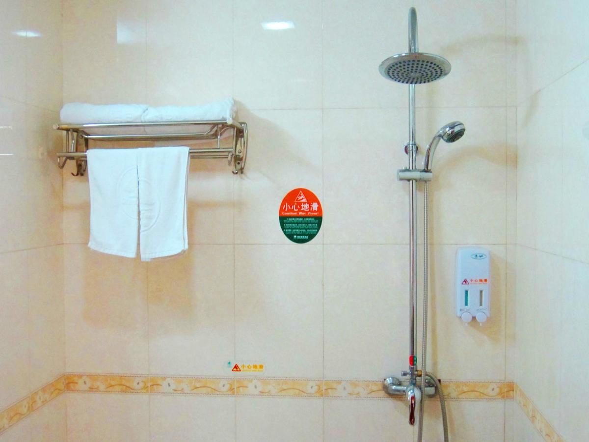 Greentree Inn Beijing Hotel Lin Cui Road Business Hotel Changping Exterior photo